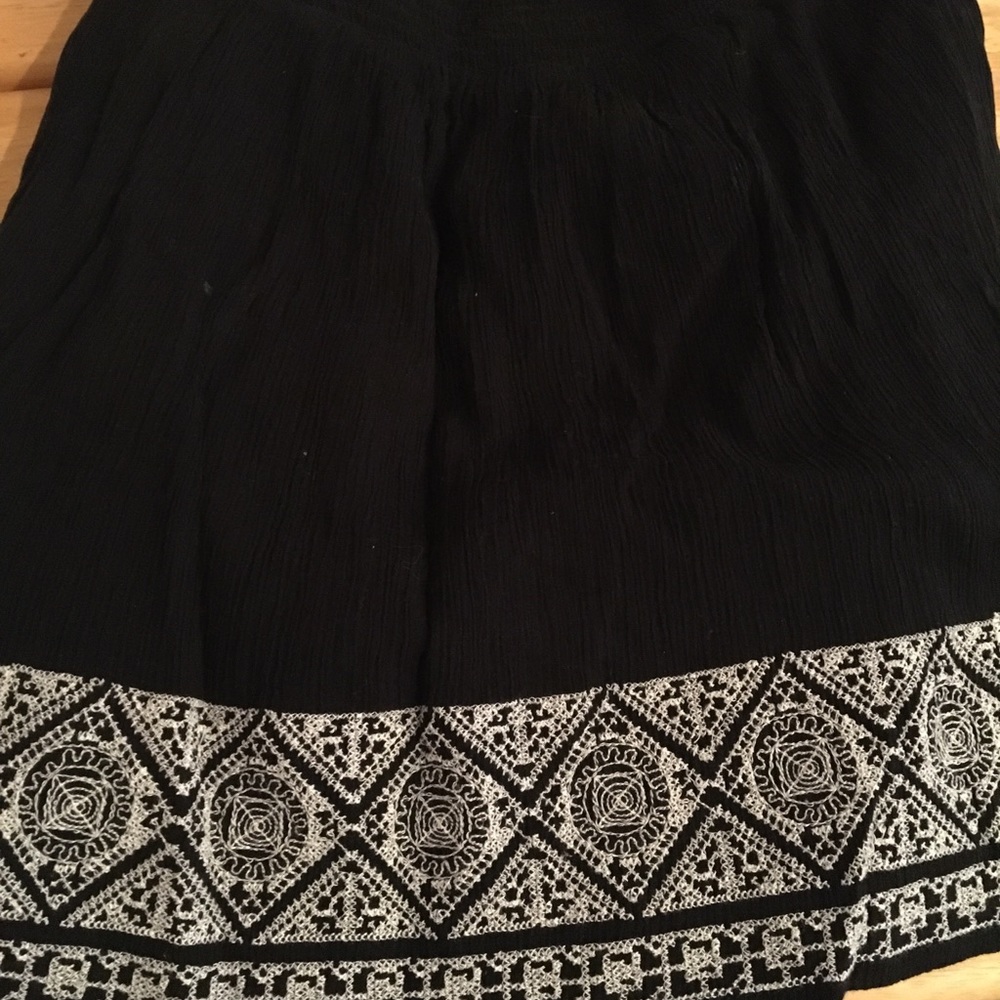 Black and white tribal print gauze skirt